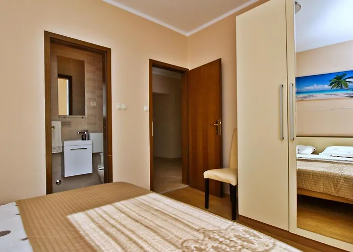 Ivanka By Interhome * سولين